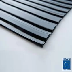 3mm bredriflet gummiplade 