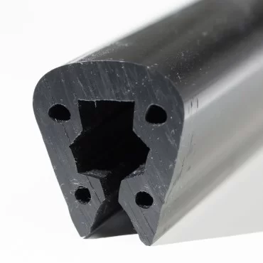 Fenderliste PVC Sort